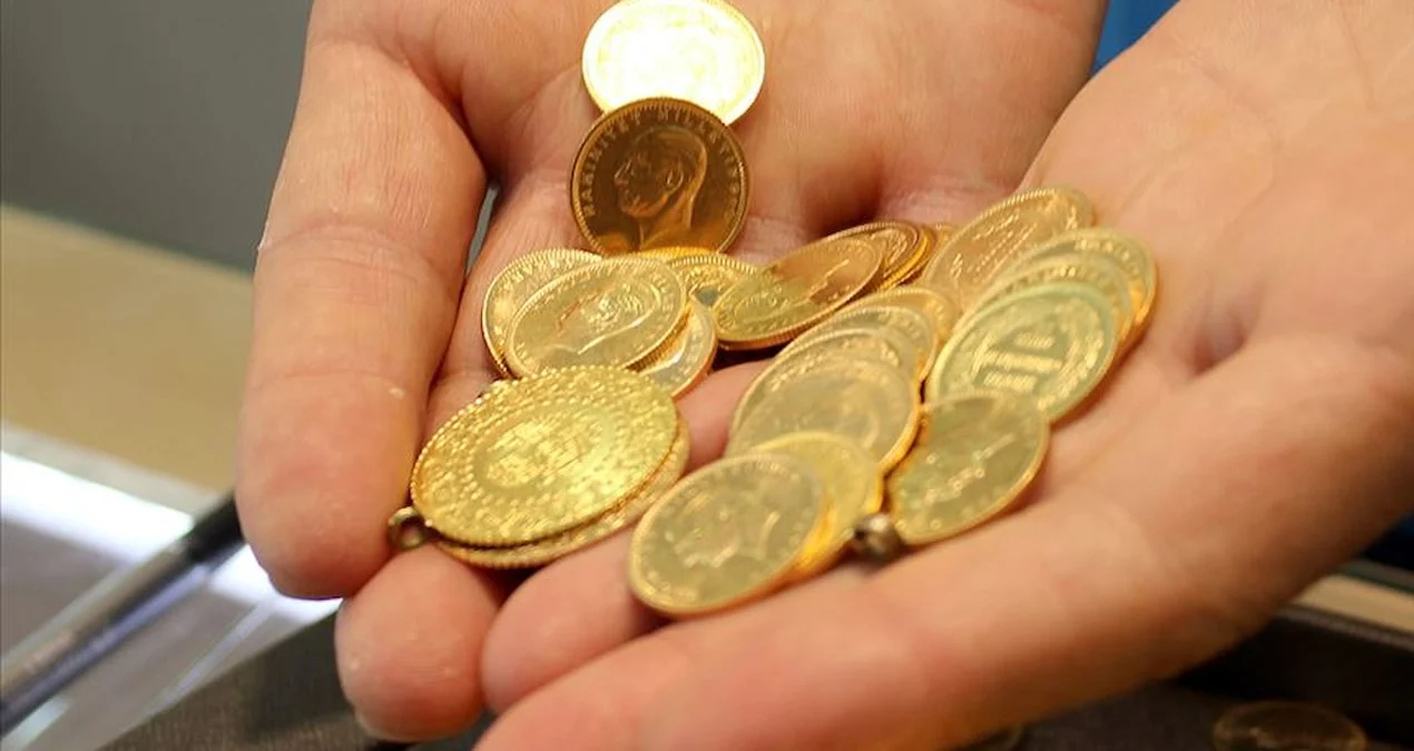 Altın ve para piyasa uzmanı açıkladı: Gram altın sene sonu rekoru belli oldu